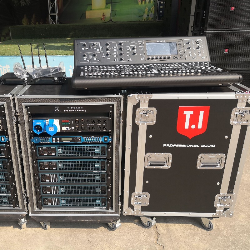 Konsol Mixer Digital 32 Salura - Audio Music Live ulasan dan harga